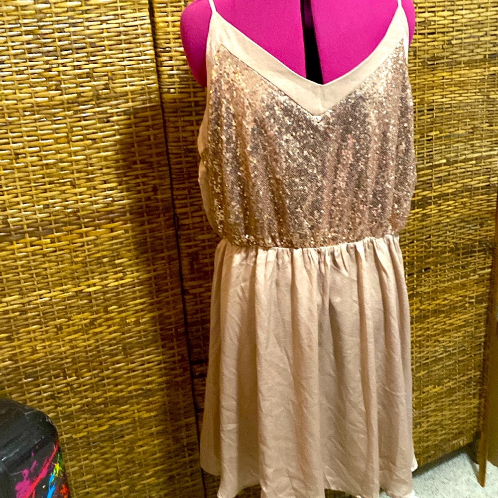 NWOT CHICSOUL.com champagne, gold sequin spaghetti strap dress 3x